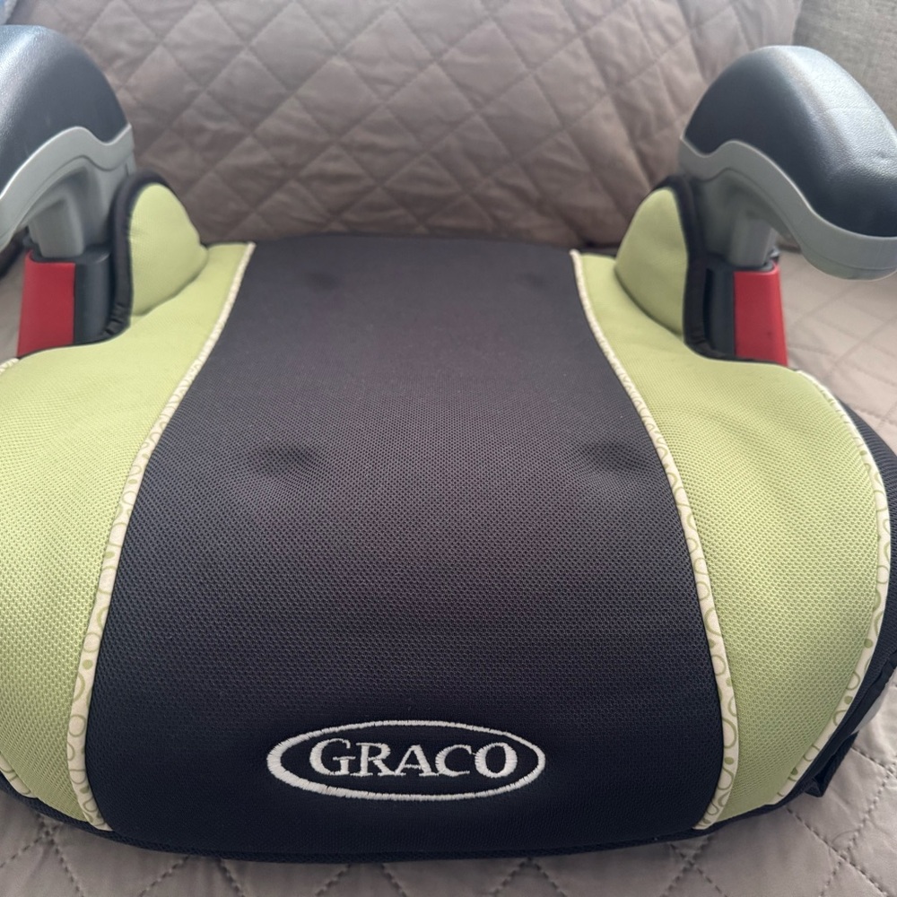 Graco Green and Black Booster Seat